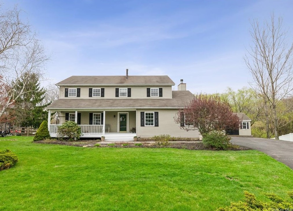 37 Orion Ave, Monroe, NY 10950-5232