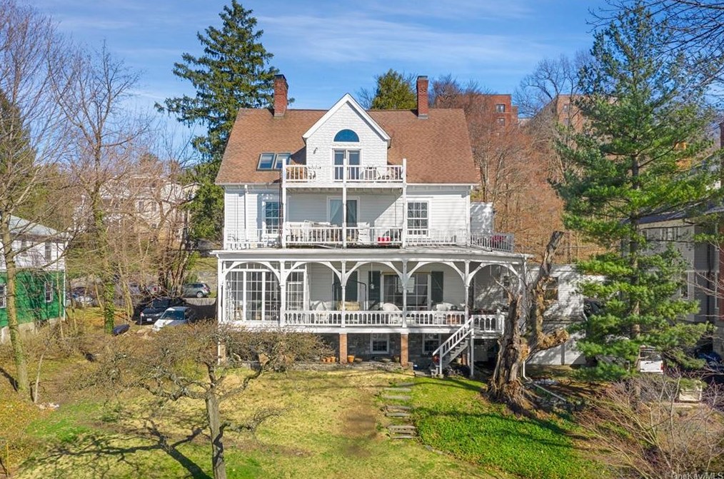 63 Livingston Ave, Dobbs Ferry, NY 10522-2826