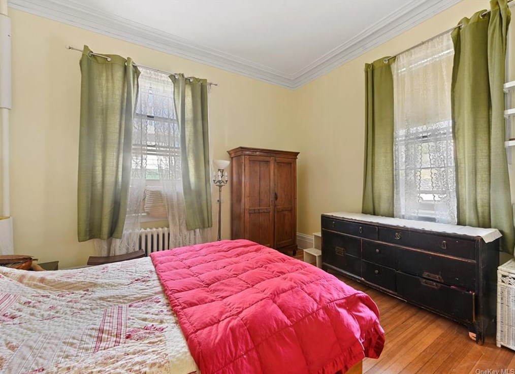 63 Livingston Ave, Dobbs Ferry NY exterior