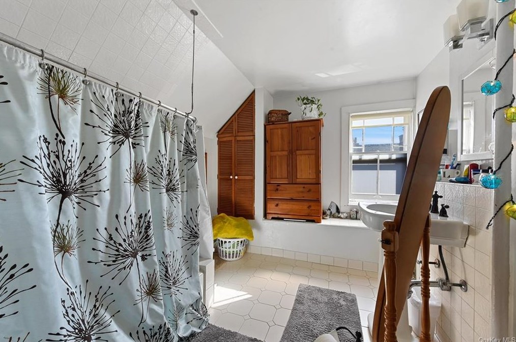 63 Livingston Ave, Dobbs Ferry NY exterior