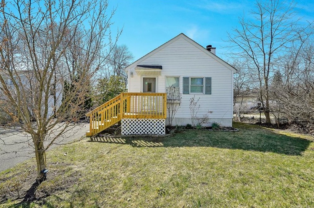 226 Oak Road W, Mahopac, NY 10541