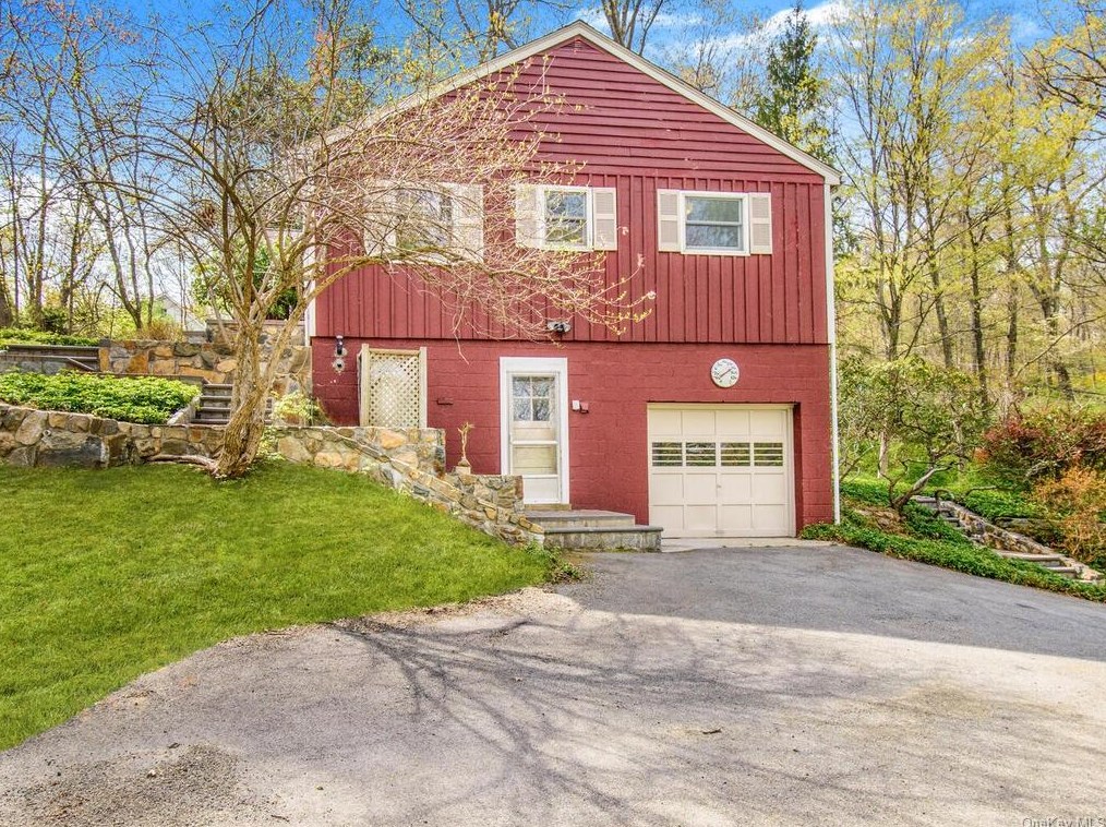 36 Turner Dr, Chappaqua, NY 10514