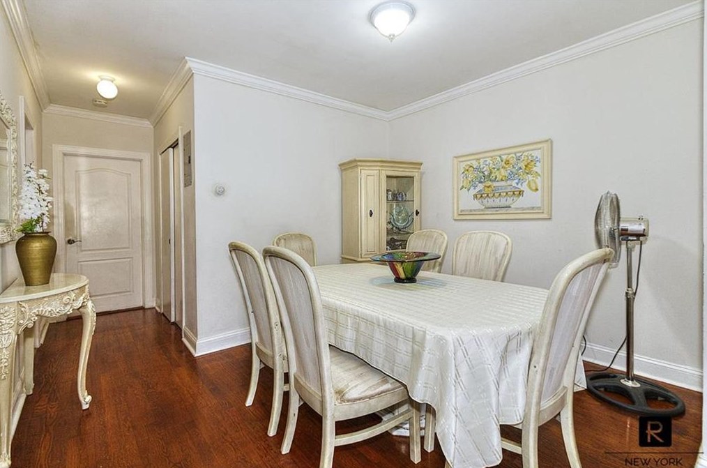 727 Lexington Ave, Brooklyn, NY 11221-2206