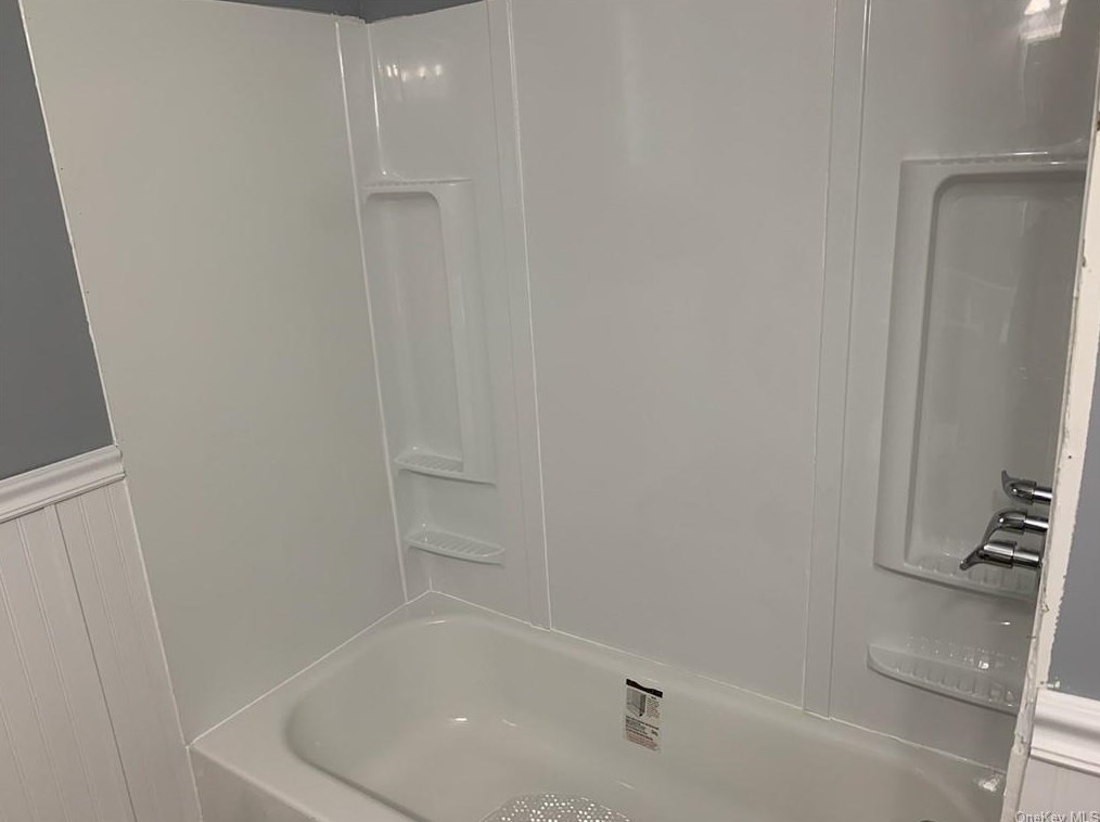 14 Cardinal Trl, Wurtsboro NY  12790-6905 exterior