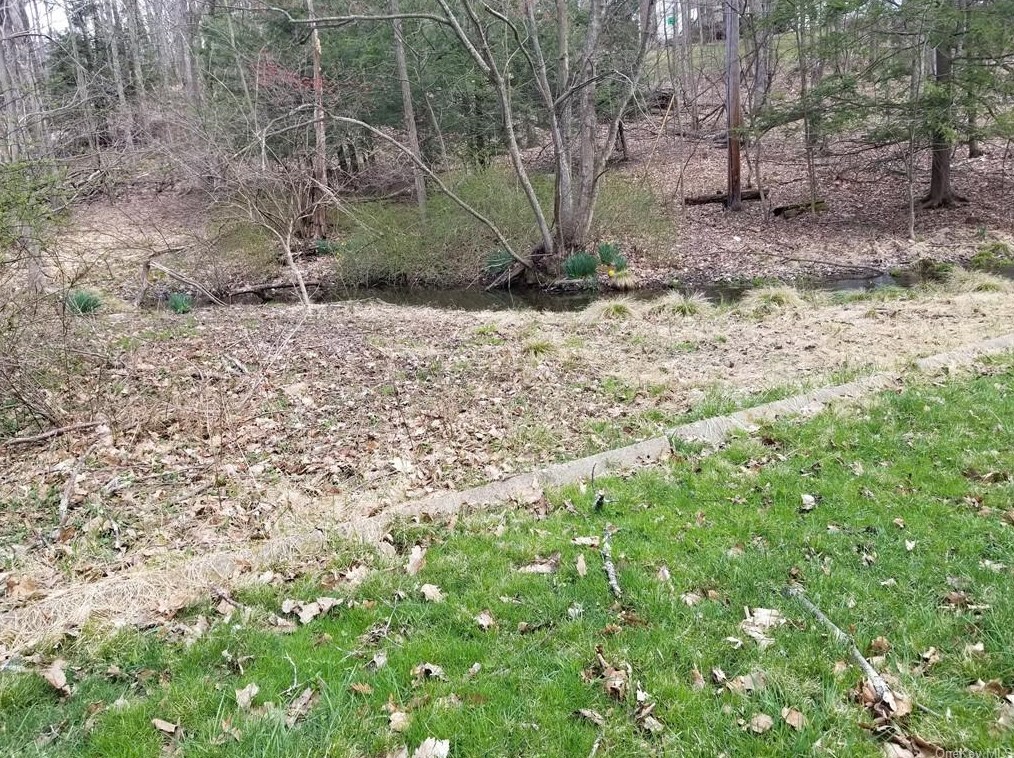 14 Cardinal Trl, Wurtsboro, NY 12790-6905