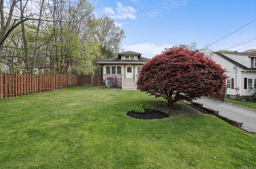 64 Wintergreen Ave, Newburgh, NY 12550-3041