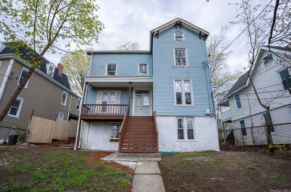 409 Division St, Peekskill, NY 10566-2702