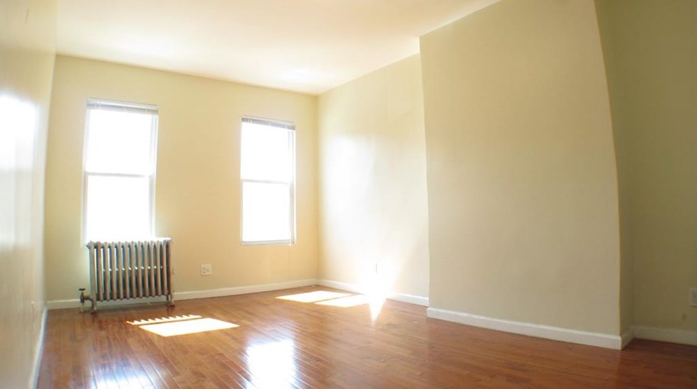 353 Monroe St, Brooklyn NY  11221-1104 exterior