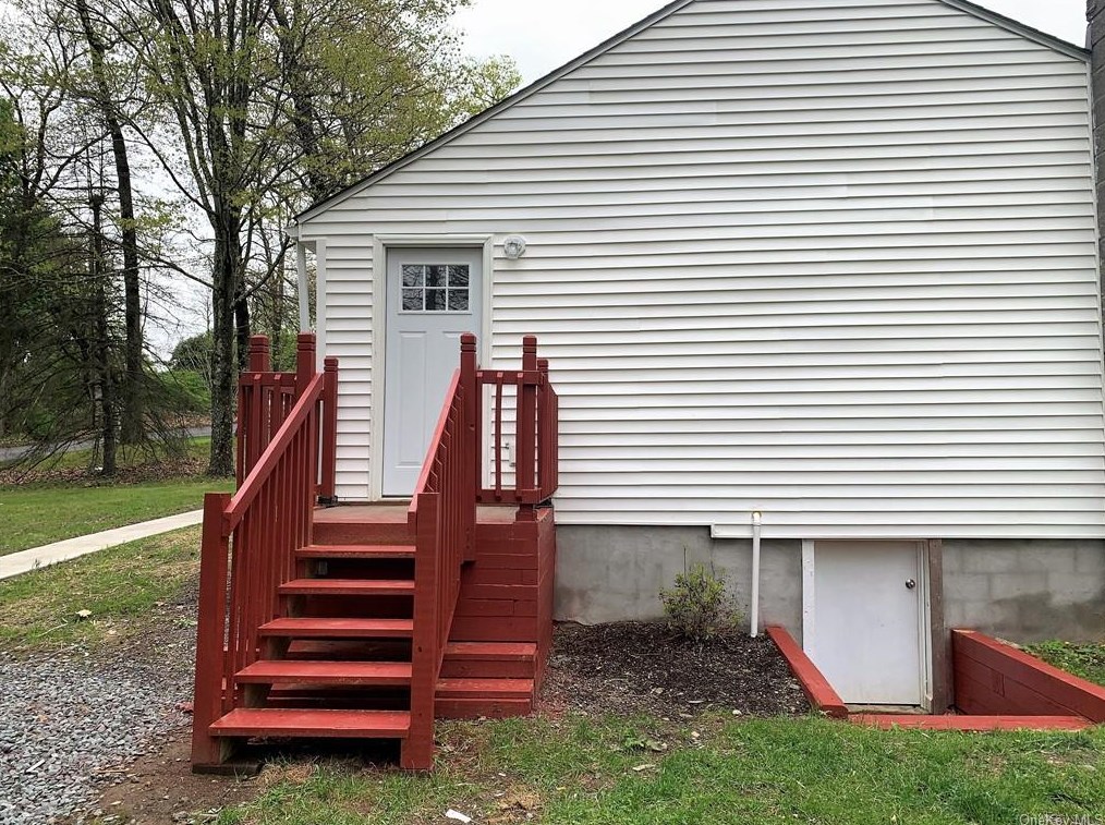 442 Strawridge Rd, Wallkill NY  12589-3968 exterior