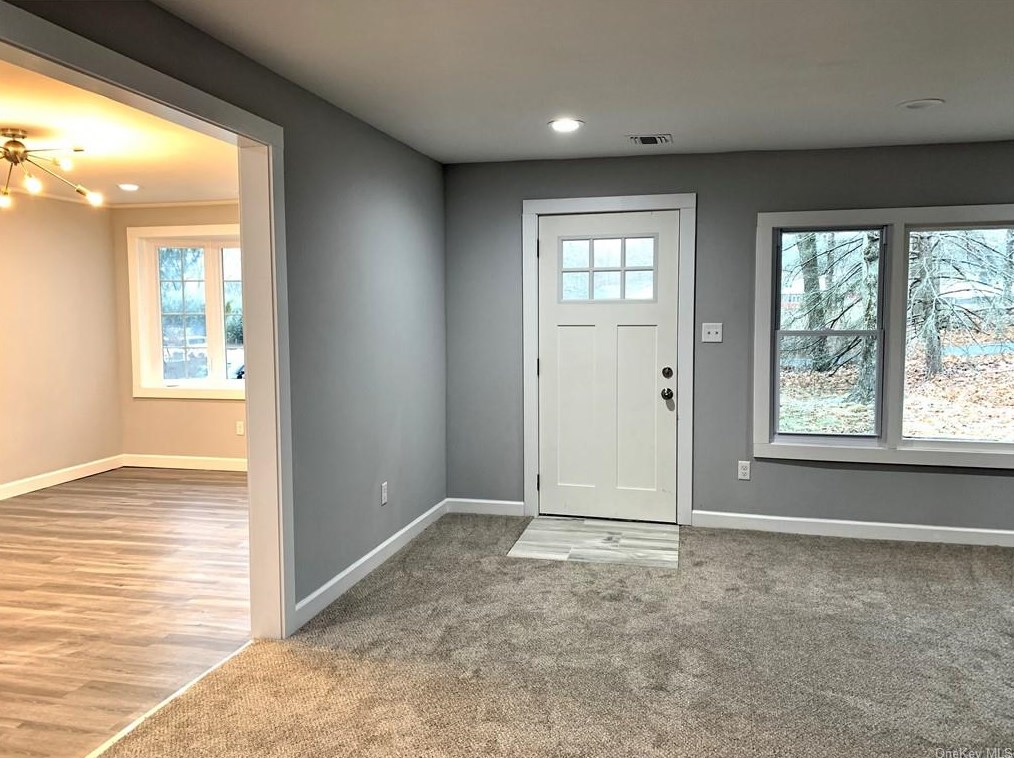 442 Strawridge Rd, Wallkill NY  12589-3968 exterior