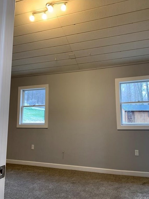 442 Strawridge Rd, Wallkill NY  12589-3968 exterior