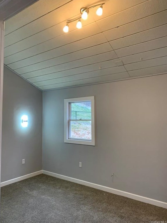 442 Strawridge Rd, Wallkill NY  12589-3968 exterior