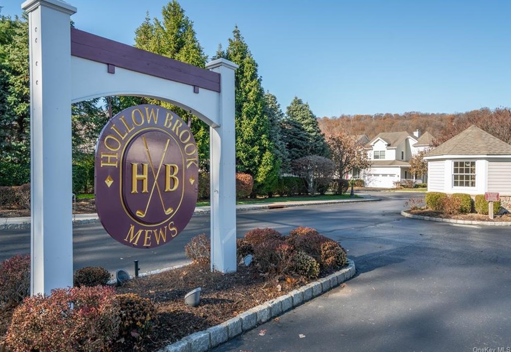 4 Shinnecock Ct, Cortlandt Manor, NY 10567-3102