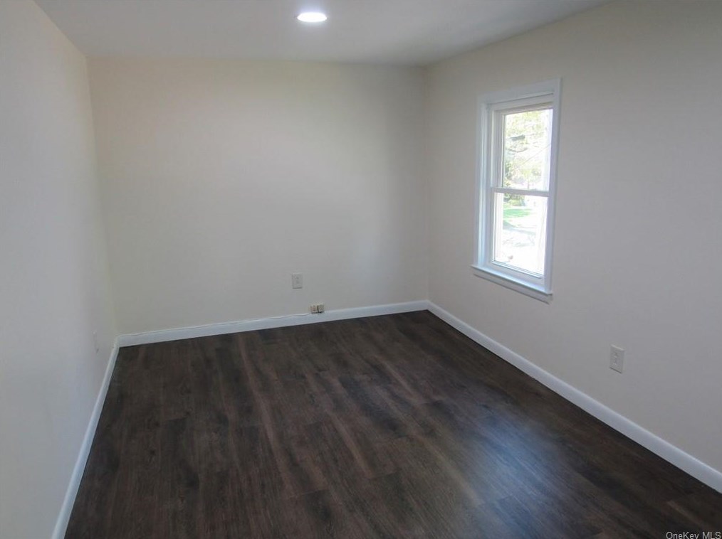 74 Montgomery St, Goshen NY  10924-1515 exterior
