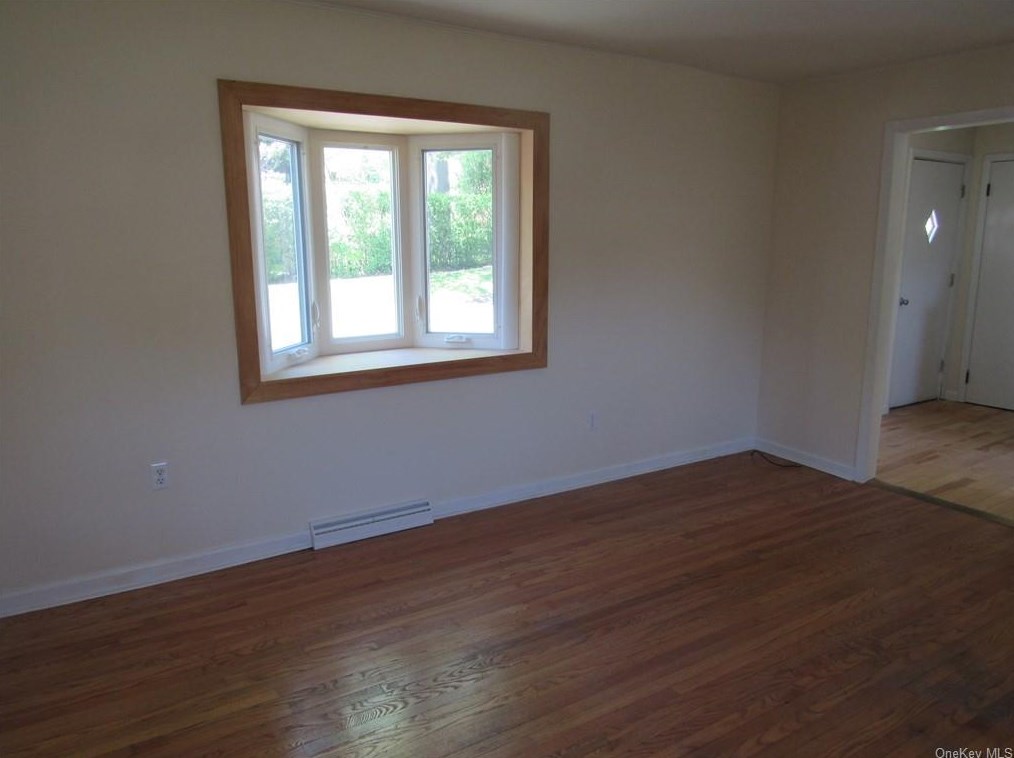 74 Montgomery St, Goshen NY  10924-1515 exterior