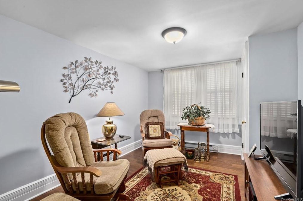 48 Bedford Rd, Katonah NY  10536-2119 exterior