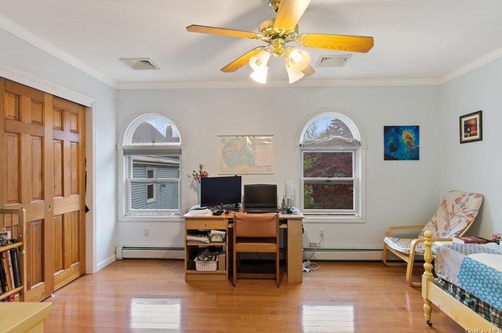 51 Van Wyck St, Croton On Hudson NY  10520-2525 exterior