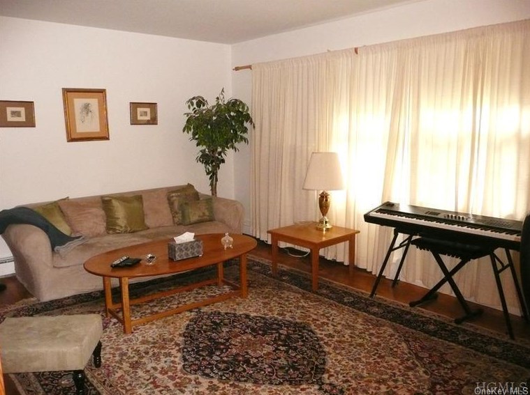 314 Washington Ave #2nd Fl, Pleasantville, NY 10570