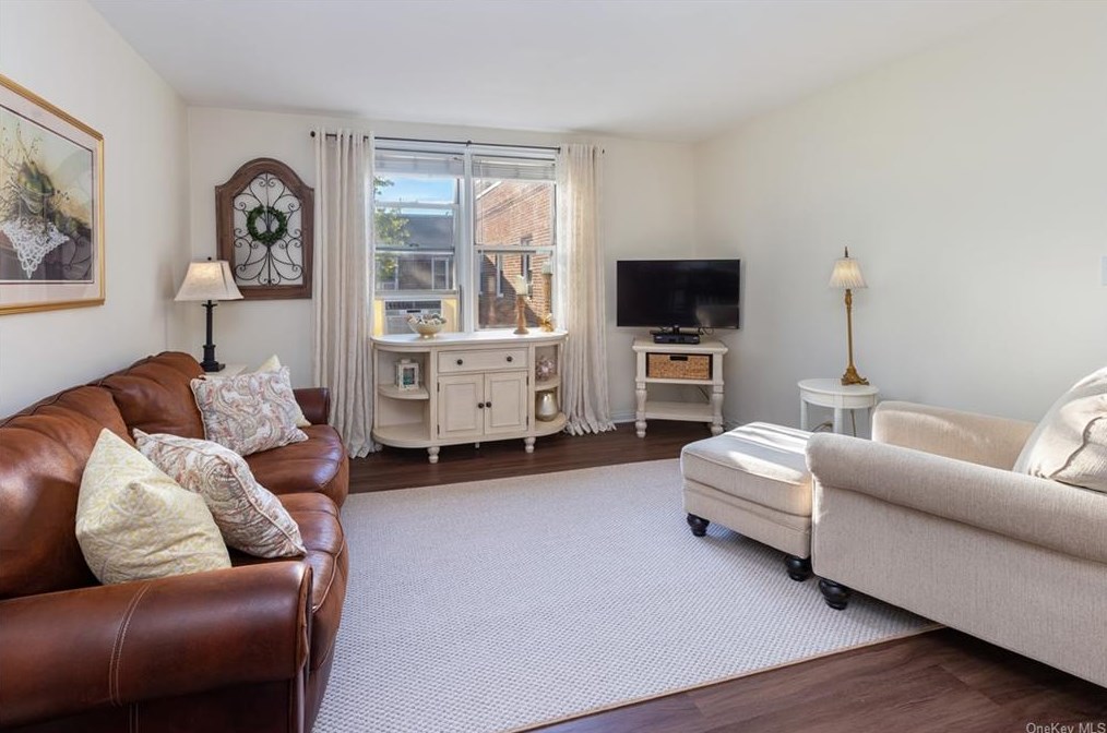 5614 Netherland Ave #6g, Bronx, NY 10471