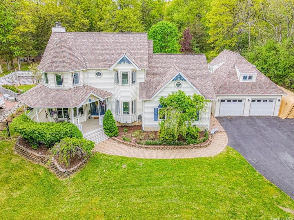 11 Blue Heron Rd, Camp Bell Hall, NY 10916