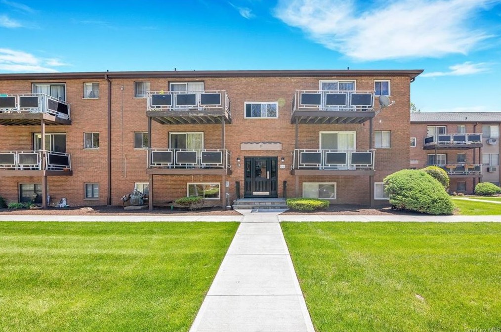 29 Tanager Rd #2906, Monroe, NY 10950