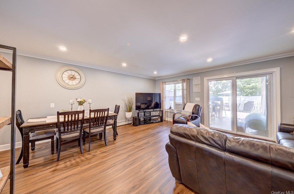 18 Overlook Rd, West Haverstraw, NY 10993-1012