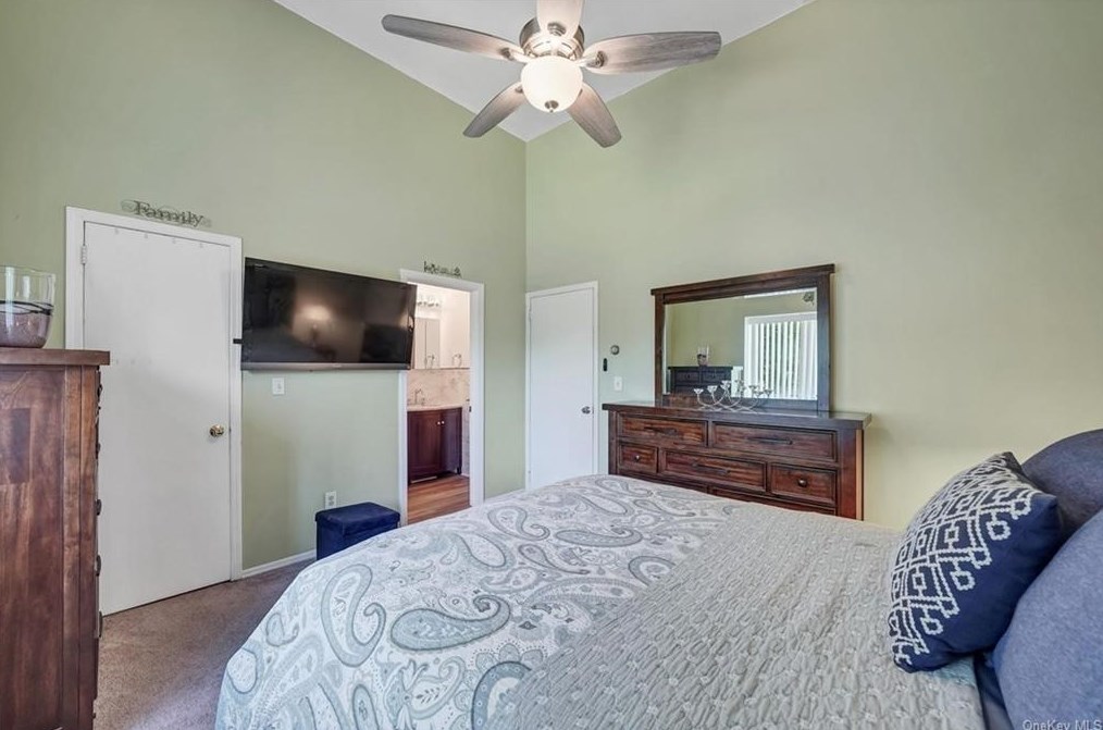 10 Waterview Est, Peekskill NY  10566-4437 exterior