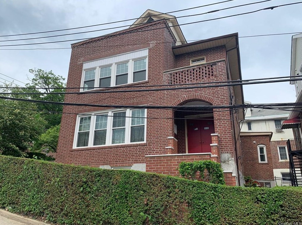 539 W 232nd St, Bronx, NY 10463