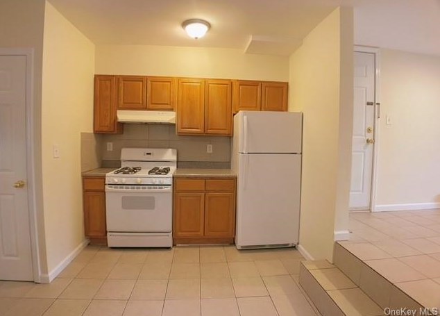 115 E 233 St #3, Bronx, NY 10470