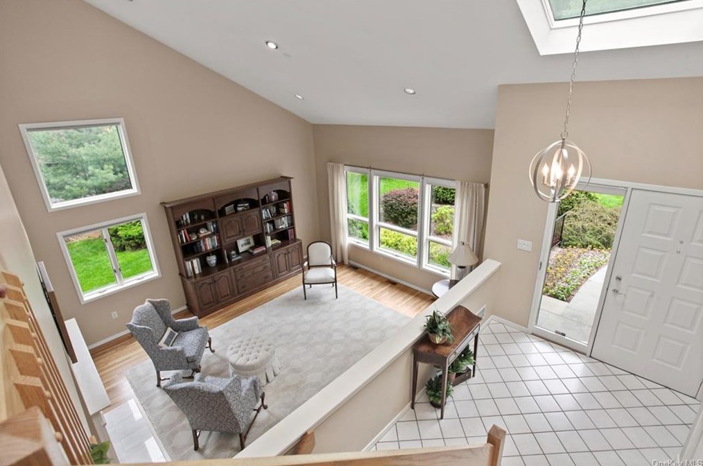 167 Arbor Crest, Somers Town, NY 10589