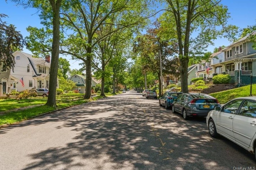 43 City Ter, Newburgh, NY 12550-4823