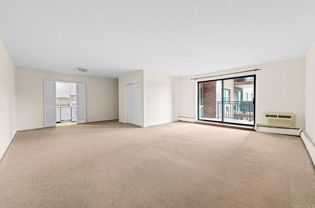200 Diplomat Dr #2j, Mount Kisco, NY 10549