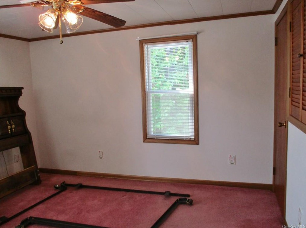 7 Upper Canal St, Port Jervis NY  12771-1242 exterior