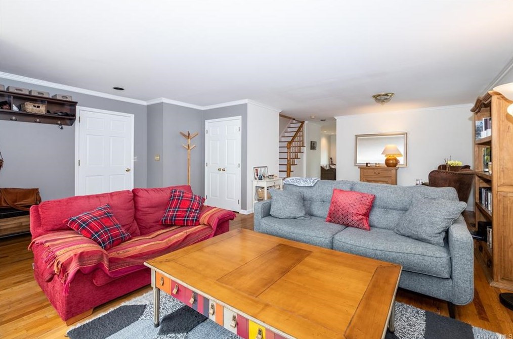 170 Harrison Ave, Harrison NY  10528-4322 exterior