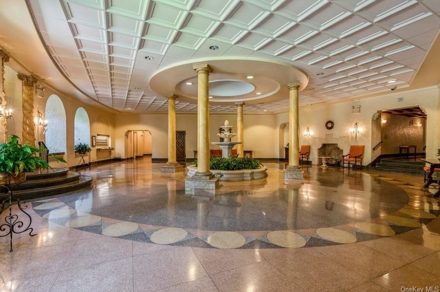 14 N Chatsworth Ave #2k, Larchmont, NY 10538