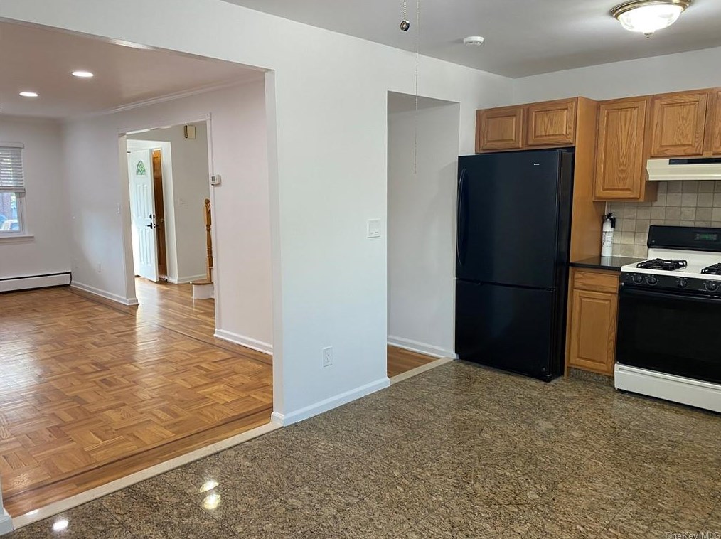 3192 Fairmount Ave, Bronx, NY 10465