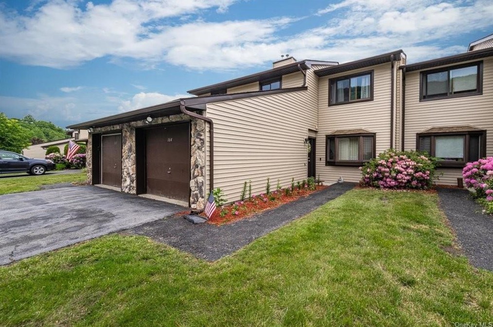 164 Eagleton Dr, Monroe, NY 10950-5139