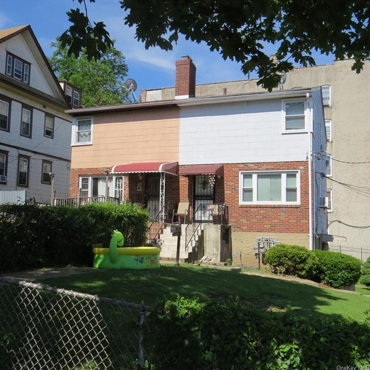 3 Bayley Ave #1, Yonkers, NY 10705