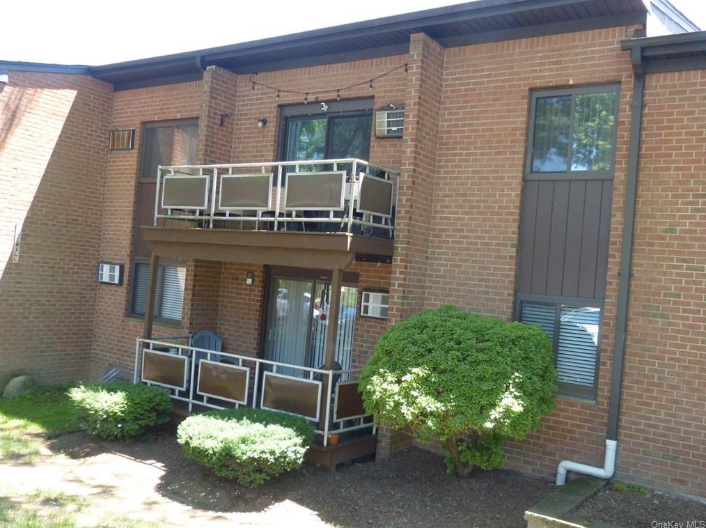 2 Brevoort Dr #2a, Mount Ivy, NY 10970