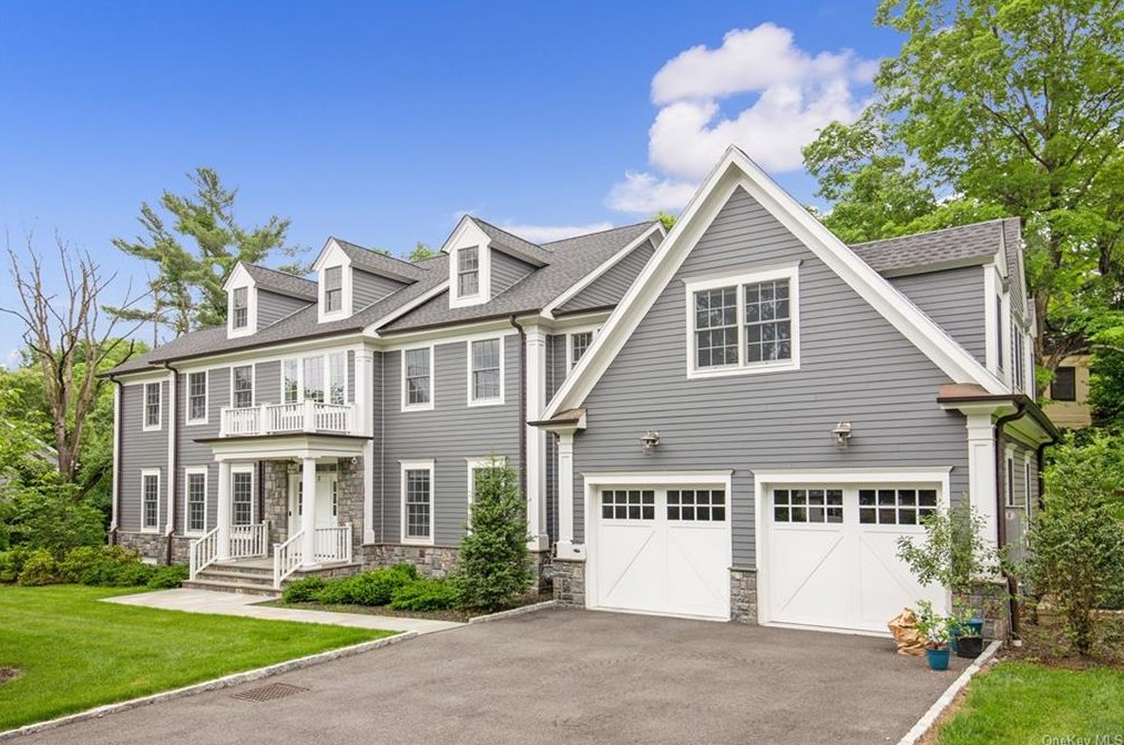 6 Cambridge Rd, Scarsdale NY  10583-2102 exterior