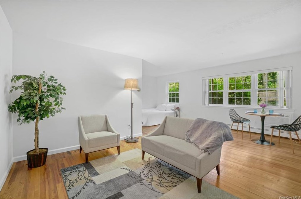 105 Nottingham Rd #a, Bedford Hills, NY 10507