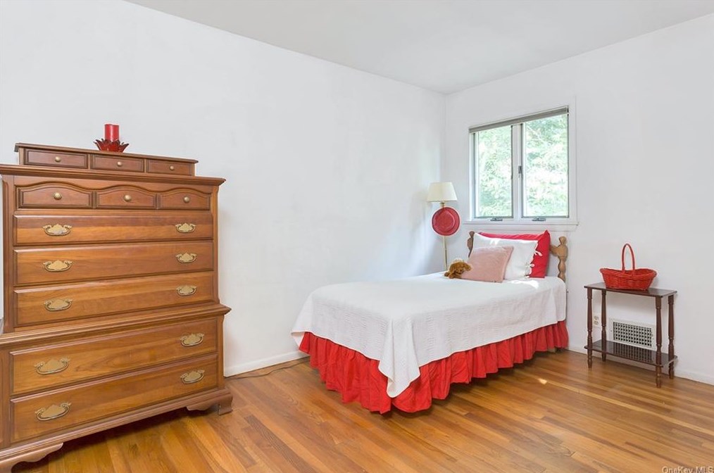 791 Main St, Mount Kisco NY  10549-3515 exterior