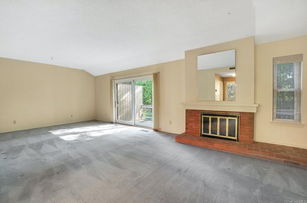 18 Heritage Hills #b, Somers Town, NY 10589