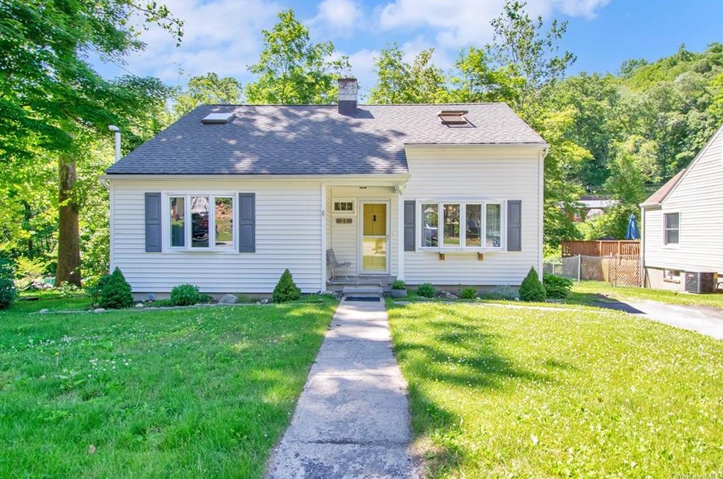 21 Steuben Rd, Garrison, NY 10524