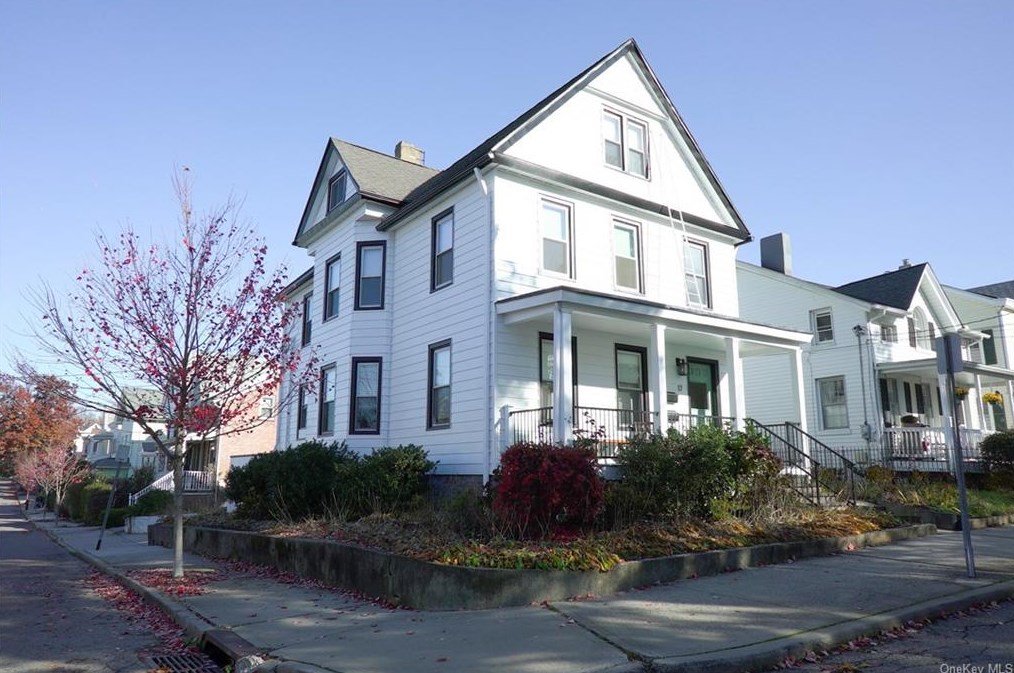 17 Storm St # 1, North Tarrytown, NY
