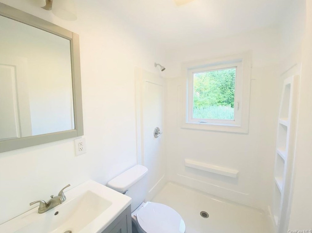 148 Cortlandt St, Croton On Hudson NY  10520-1416 exterior