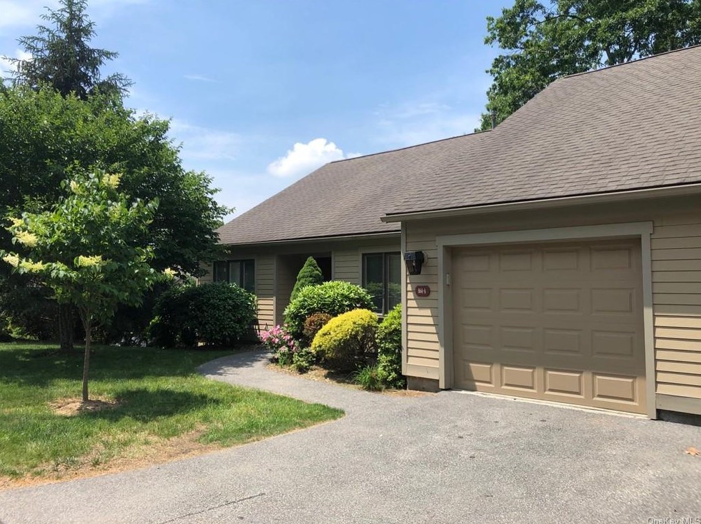 864 Heritage Hills #a, Somers Town, NY 10589