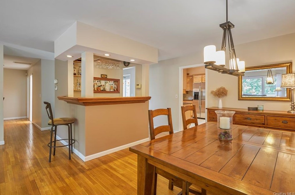 163 Teakettle Spout Rd, Mahopac, NY 10541