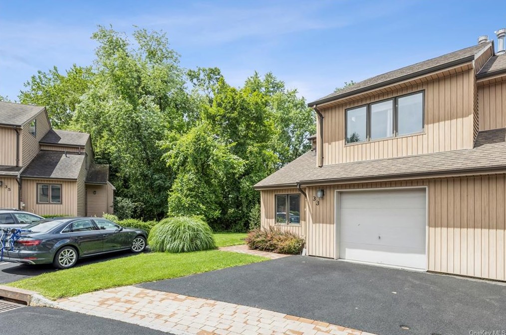 33 Contempra Cir, Tappan, NY 10983-2038