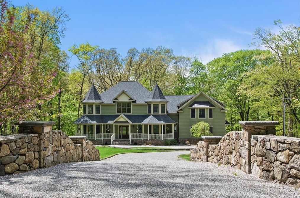 26 Highview Rd, Scotts Corners, NY 10576